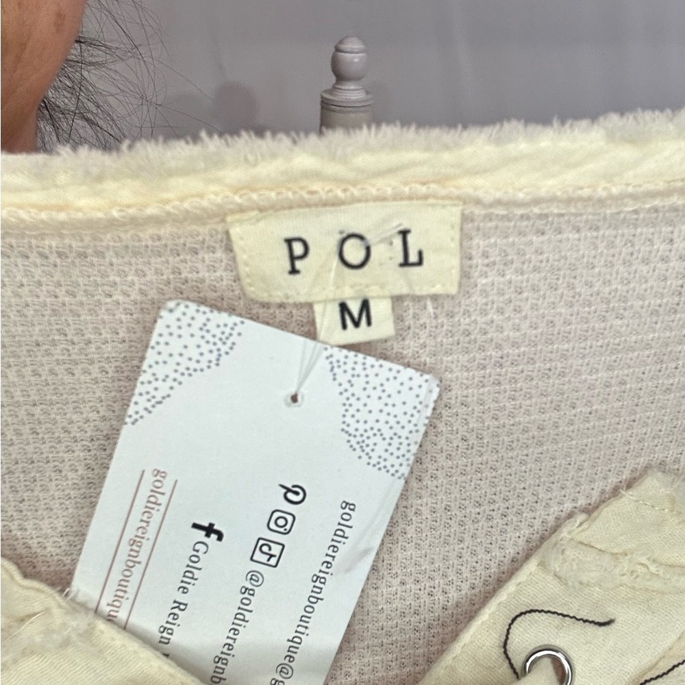 POL Textured Henley Pullover - Picture 5 of 6